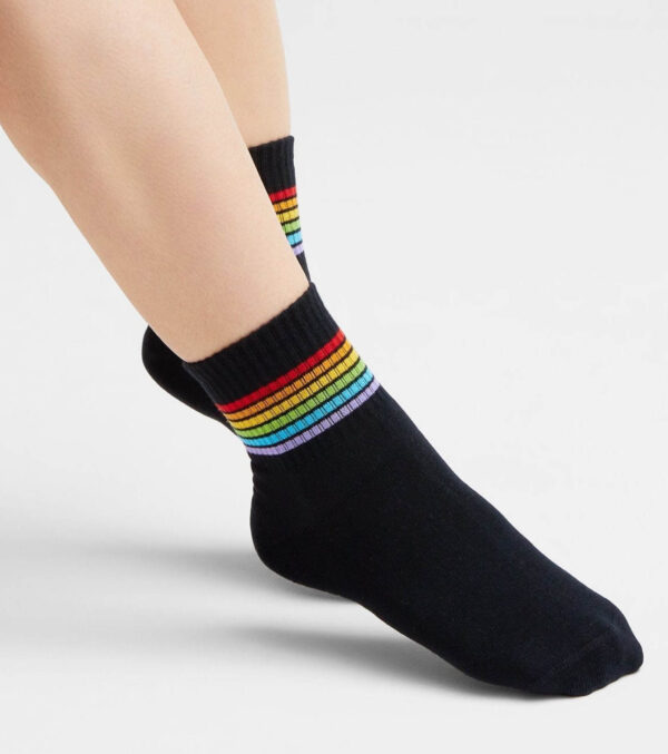 Rainbow sneaker socks black - Image 3